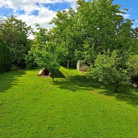 Kleine Oase 아파트